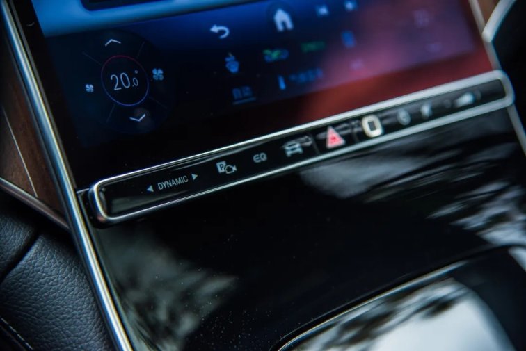 試駕奔馳的EQE純電SUV:豪華超越期待,科技注入情感