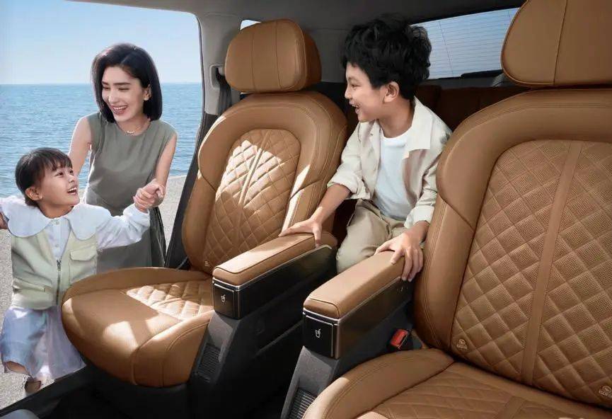 40萬級(jí)豪華中大型SUV,買誰才能「品」超所值?