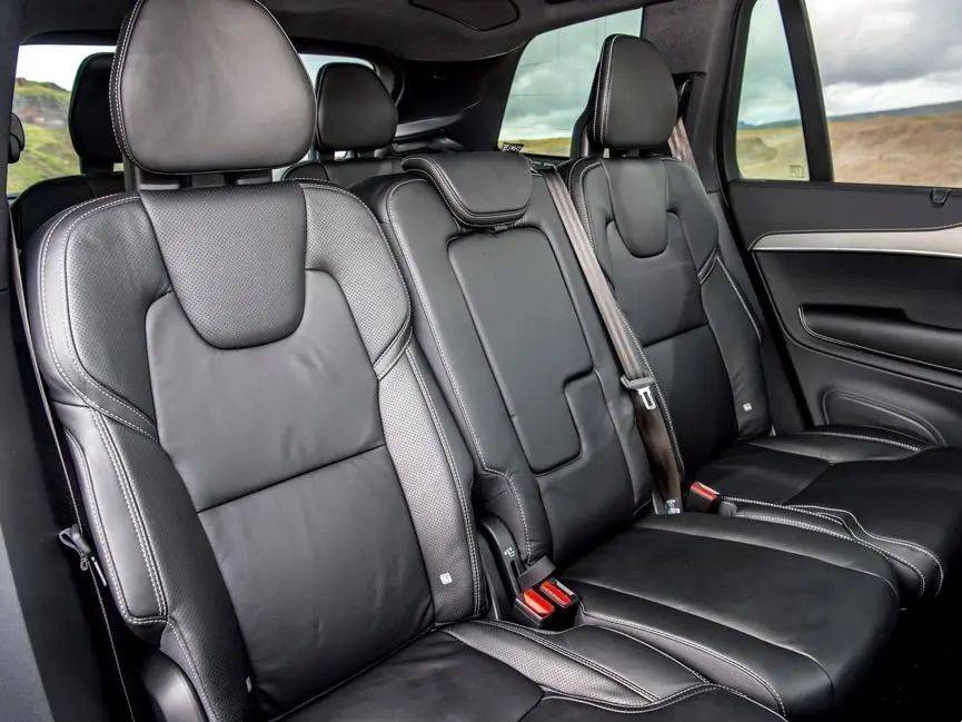 40萬級(jí)豪華中大型SUV,買誰才能「品」超所值?