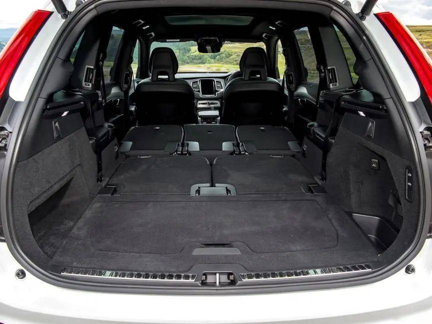 40萬級(jí)豪華中大型SUV,買誰才能「品」超所值?