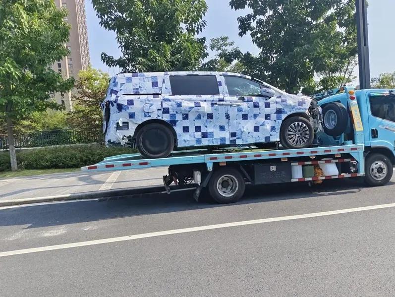 比亞迪又一MPV諜照曝光,“唐MAX”要來了?還是騰勢(shì)D9平替?