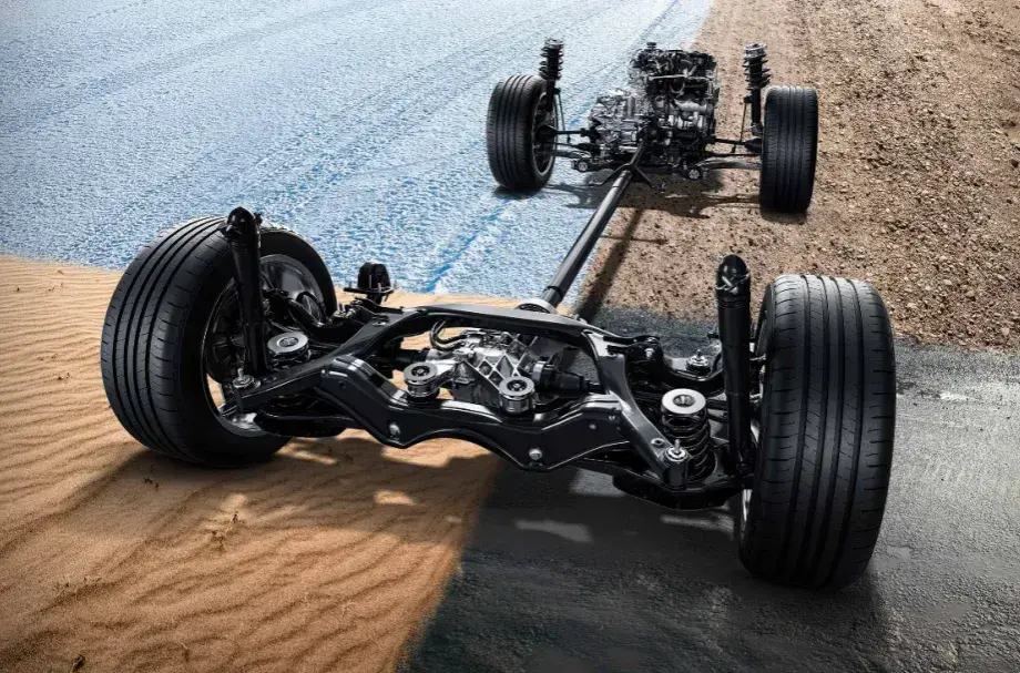 保時(shí)捷動(dòng)力加持,真三排尊享,奧迪Q6以實(shí)力詮釋豪華出行新體驗(yàn)