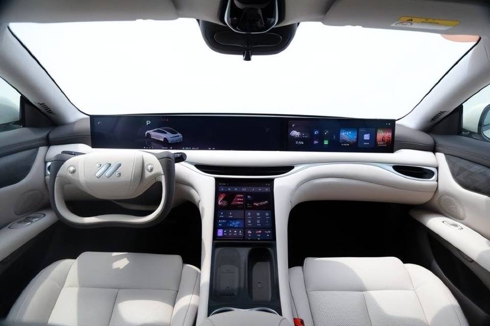 講真:當(dāng)你真正感受過智己L6,可能就不會迷戀小米SU7了