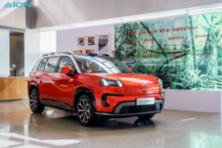 埃安霸王龍內飾公布,又秀了一把核心技術,這是沖著誰來的?