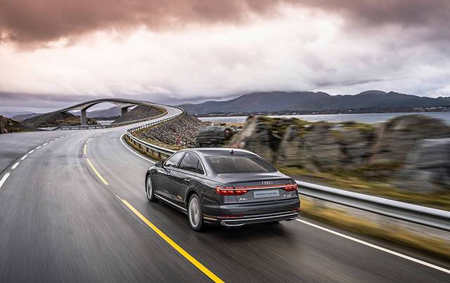 昨天首播的《與時間同行》在講述劉德華與奧迪對長期主義的堅持