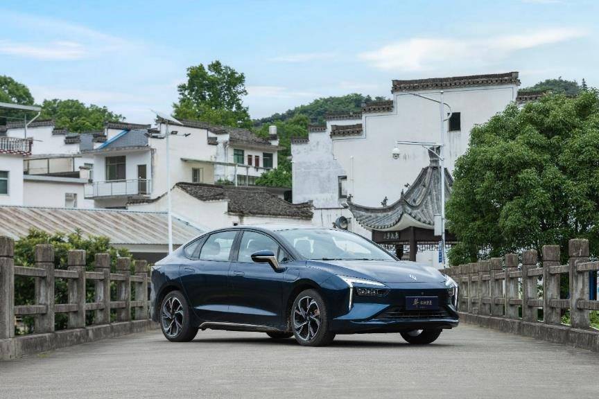 一場中式美學盛宴 羿·松煙黛墨典藏版實車亮相