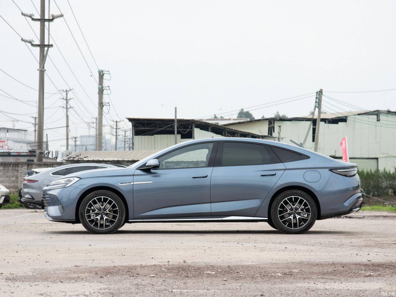 “車海戰(zhàn)術(shù)”?比亞迪新車海豹07DM-i似乎不被大家看好?