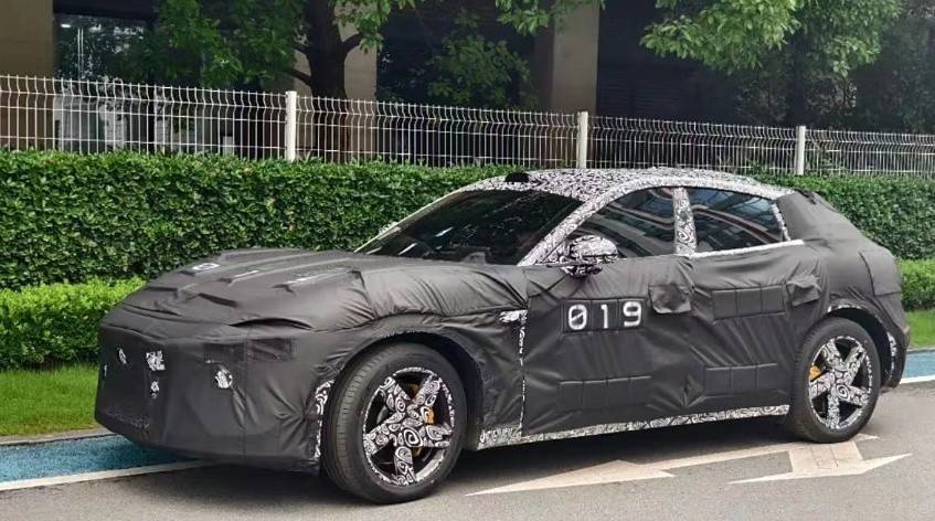 純電是個偽命題?電車化是未來,但混動增程定生死