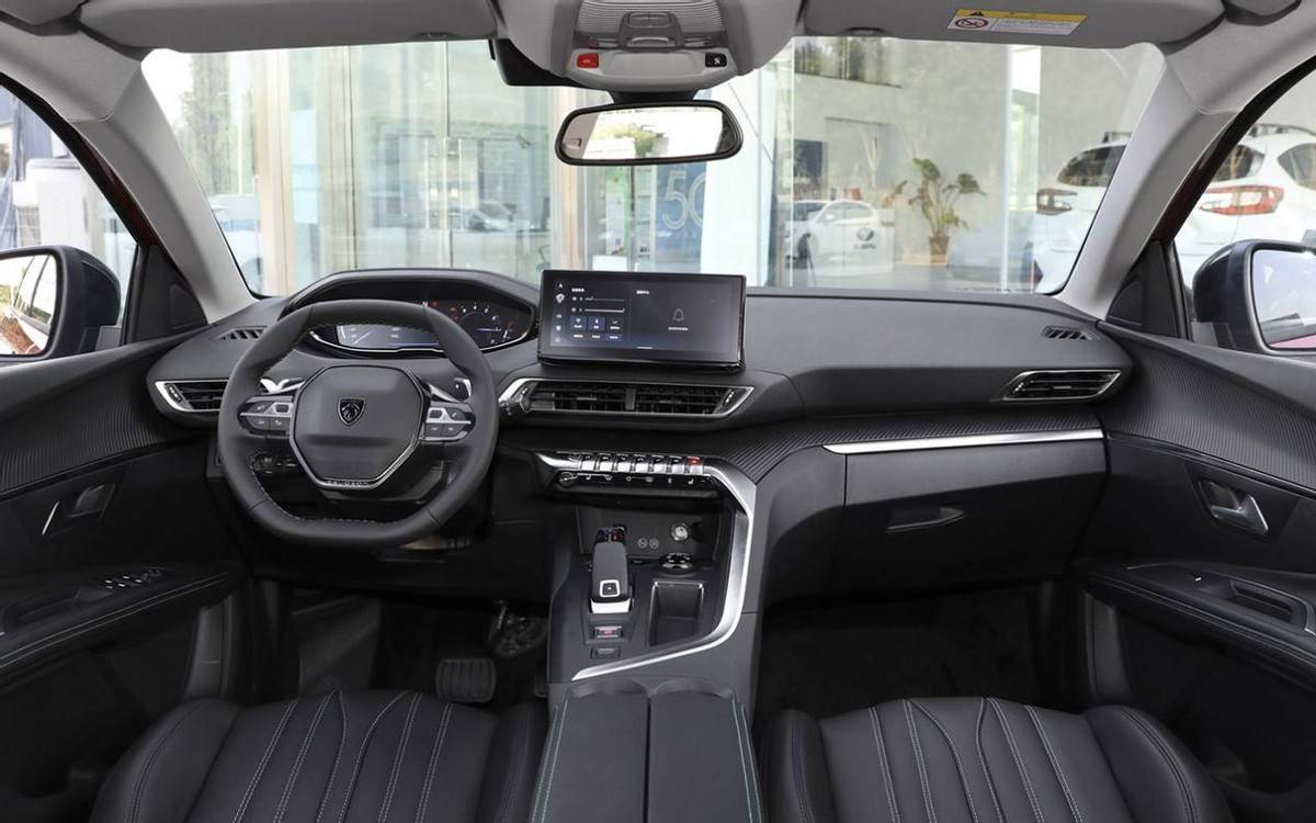 明明產品力不差,價格也已跌至13萬內,為何標致4008卻仍賣不動?