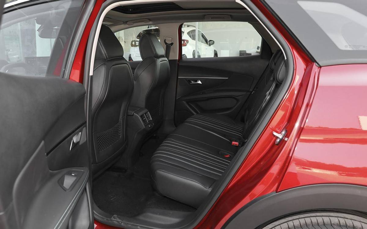 明明產品力不差,價格也已跌至13萬內,為何標致4008卻仍賣不動?