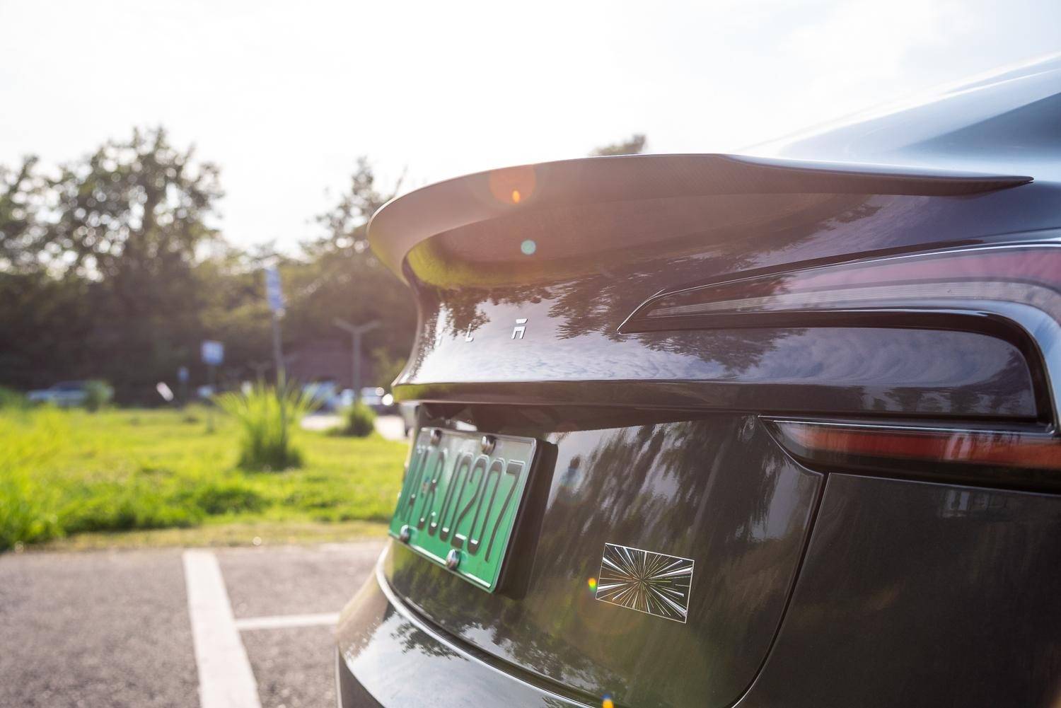 Model 3高性能版開起來怎么樣?聽聽資深車主的評價