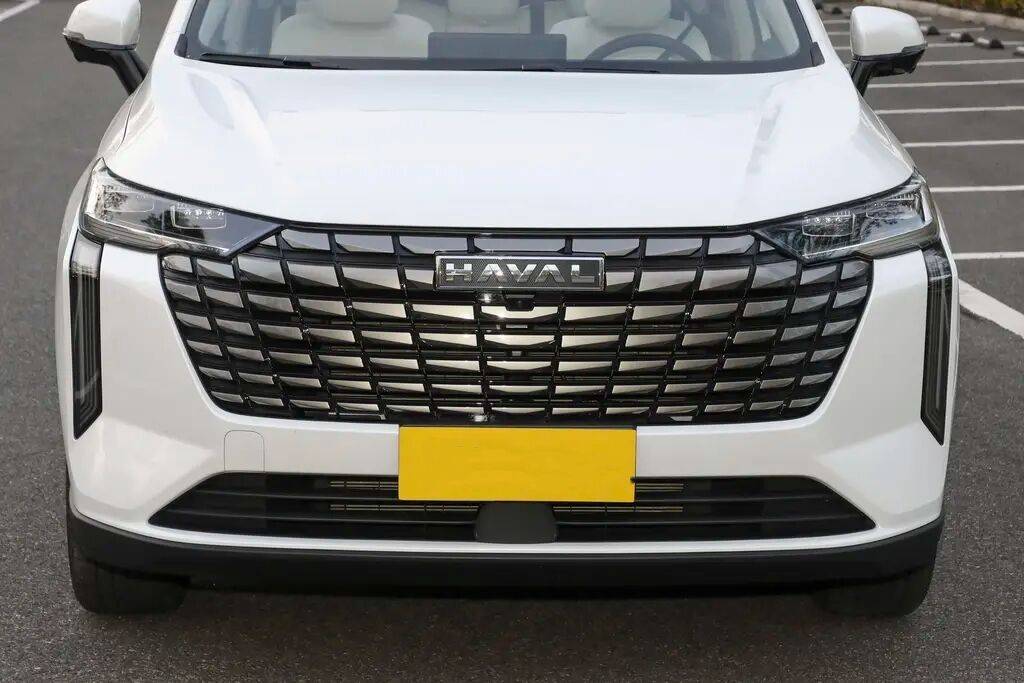 新款哈弗H6上市,外觀內(nèi)飾全面升級(jí),提供兩種動(dòng)力,值得買嗎?