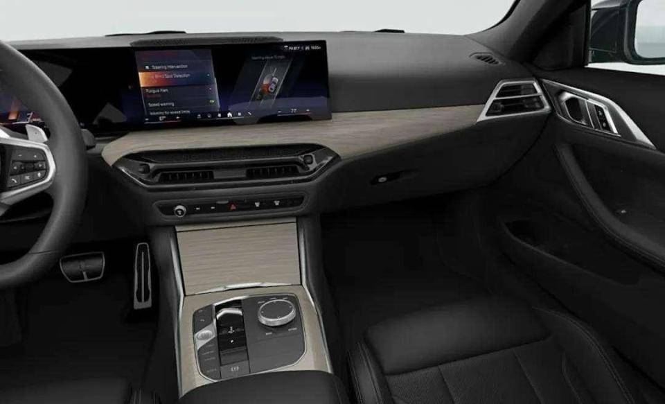 寶馬上硬菜:2款熱銷車更新,內(nèi)飾精裝修!全新1系外觀設(shè)計(jì)引爭(zhēng)議 圖片