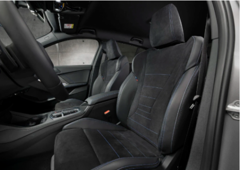 BMW官方在歐洲發布了經典掀背轎車寶馬1系的全新款型