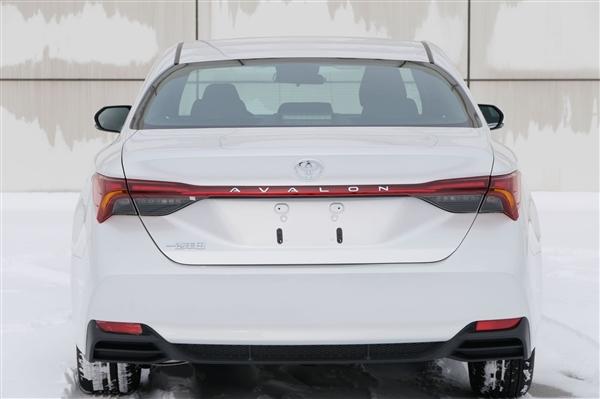 20萬級還香嗎 新款豐田亞洲龍下線:取消物理按鍵內(nèi)飾大革新