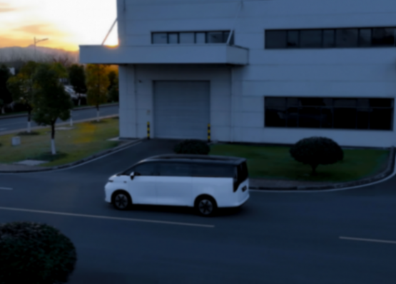 定位高端MPV,售價或達(dá)60萬級,LEVC L380將上市