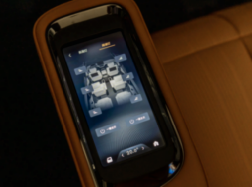 定位高端MPV,售價或達(dá)60萬級,LEVC L380將上市