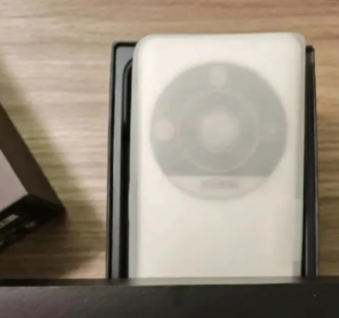 小米澎湃OS 2.0曝光 華為Mate70系列設計再曝