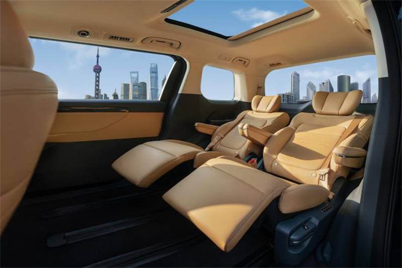 試駕傳祺E8,體驗“移動豪宅”的舒適與寬敞