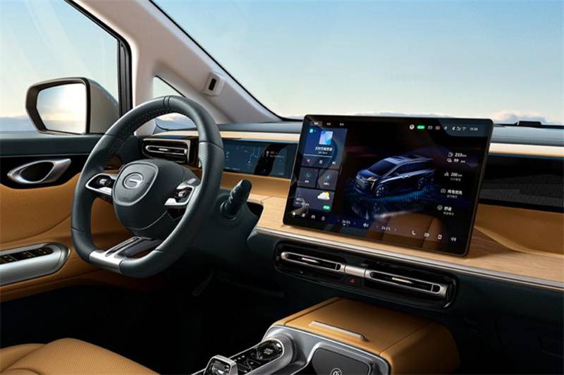 試駕傳祺E8,體驗“移動豪宅”的舒適與寬敞