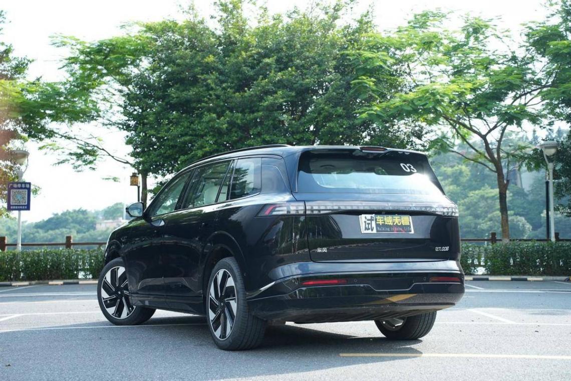 車長5米、軸距3米的大六座智能家用SUV,只要21.66萬起售?
