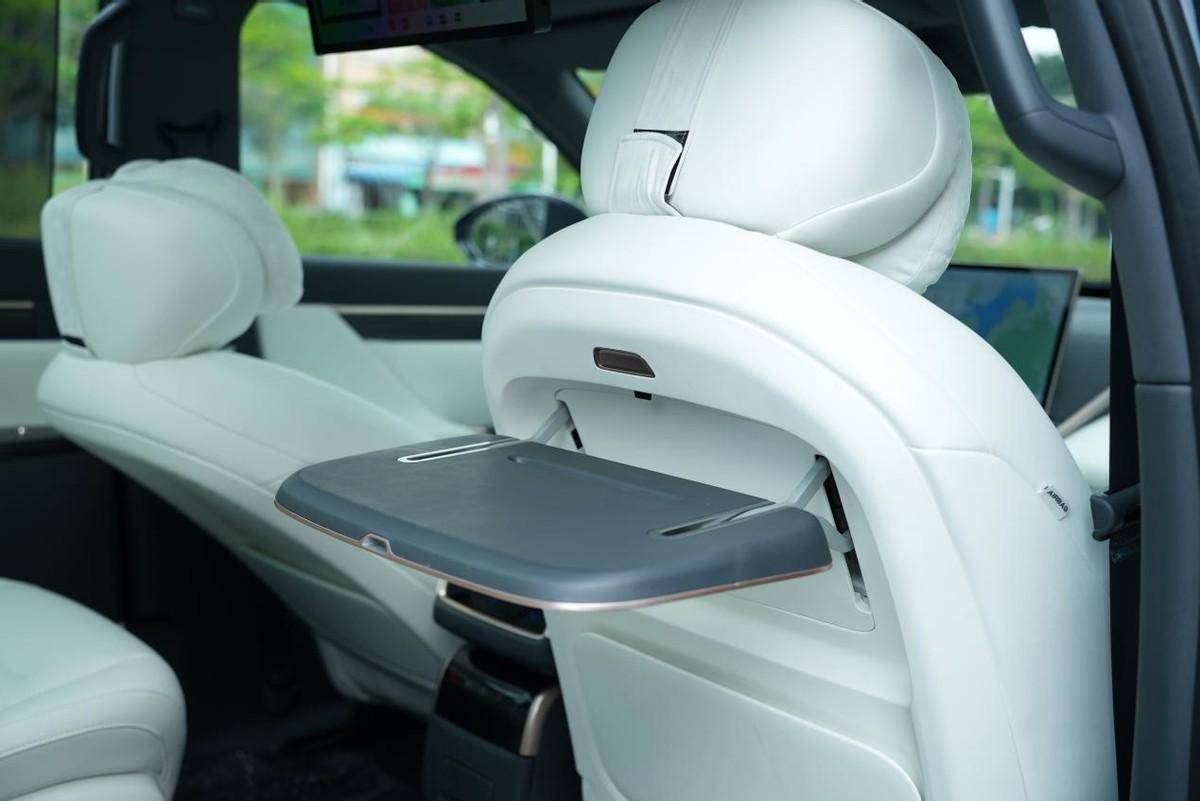 車長5米、軸距3米的大六座智能家用SUV,只要21.66萬起售?