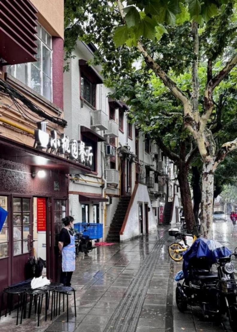 來上海徐匯,路過“玫瑰的故事”