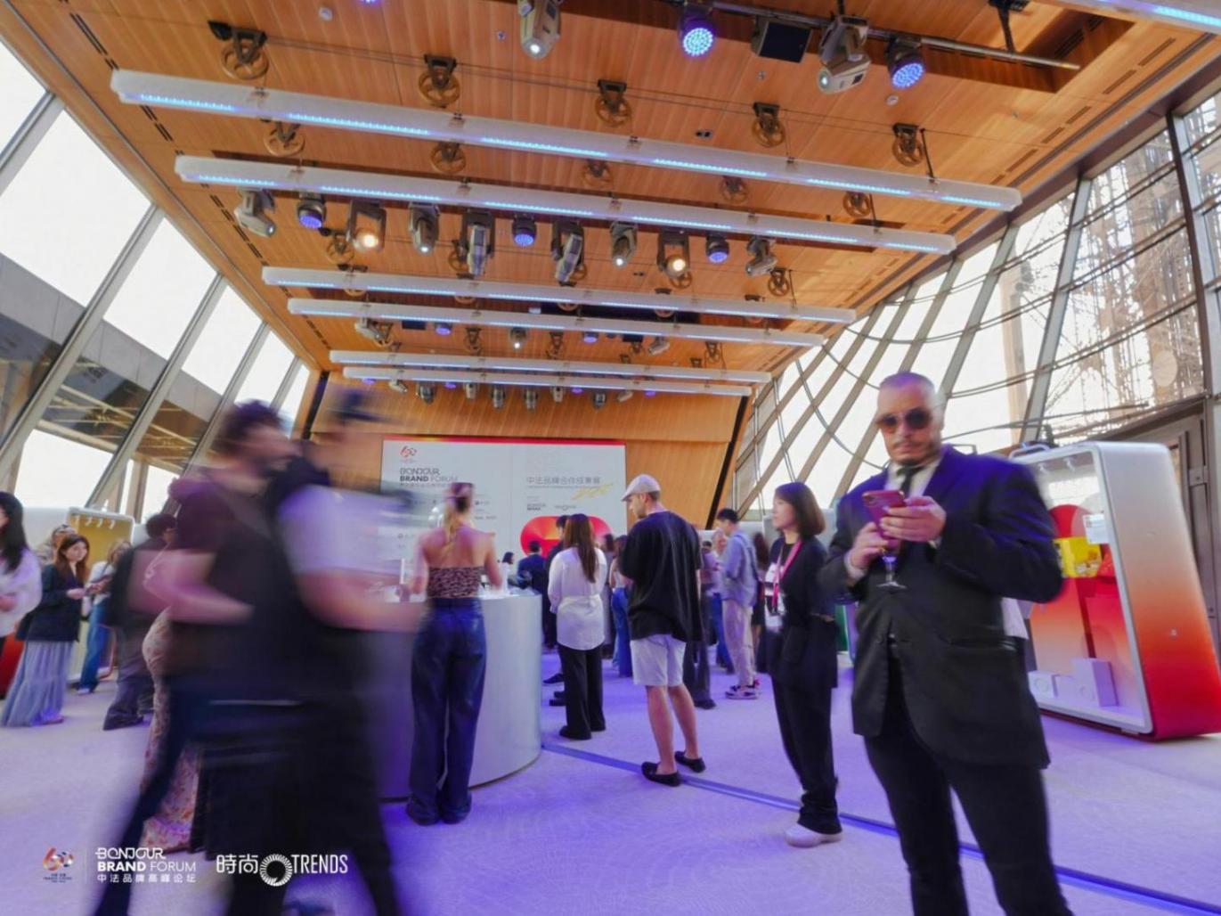 獻給埃菲爾鐵塔的禮物,中法品牌合作成果展成功開展