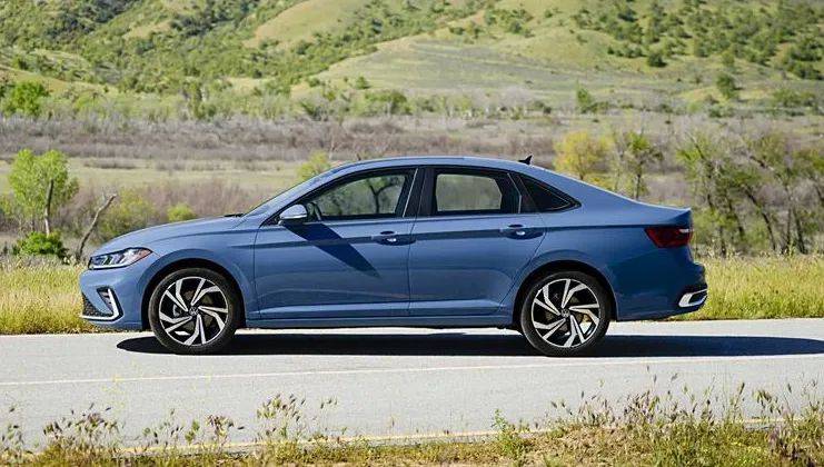 新速騰長啥樣?新款大眾Jetta提前泄露:寬體味更足了