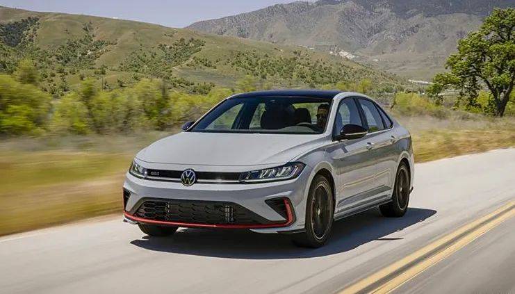 新速騰長啥樣?新款大眾Jetta提前泄露:寬體味更足了