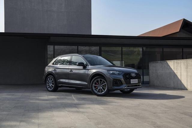 到店體驗奧迪Q5L,售價39.88-48.88萬元,跟寶馬X3比怎么樣?