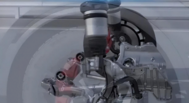 選裝價接近一輛車的售價,不實用的配置大可不必買