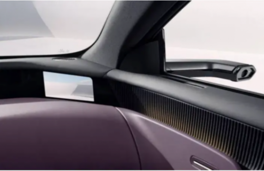 選裝價接近一輛車的售價,不實用的配置大可不必買