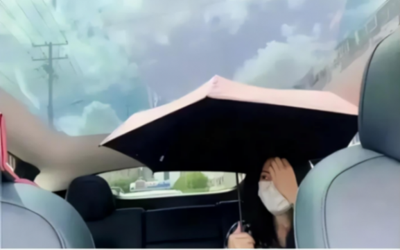 選裝價接近一輛車的售價,不實用的配置大可不必買