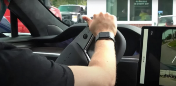 選裝價接近一輛車的售價,不實用的配置大可不必買