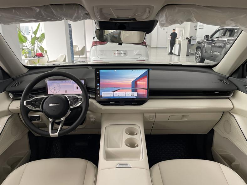 我不做大哥好多年,重回榜一有點難,全新哈弗H6實拍