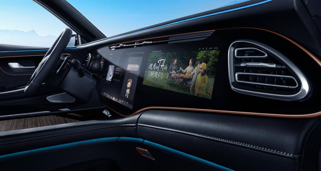 內(nèi)飾_三聯(lián)屏