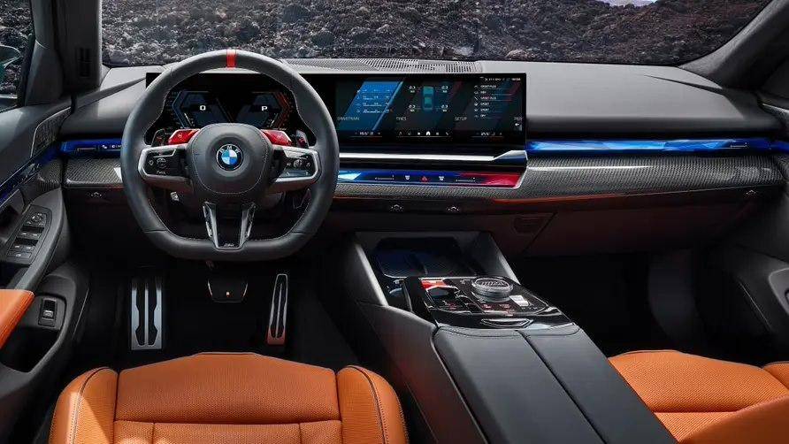 全新一代寶馬M5官圖發布,搭4.4T插混動力,預計年底引入國內