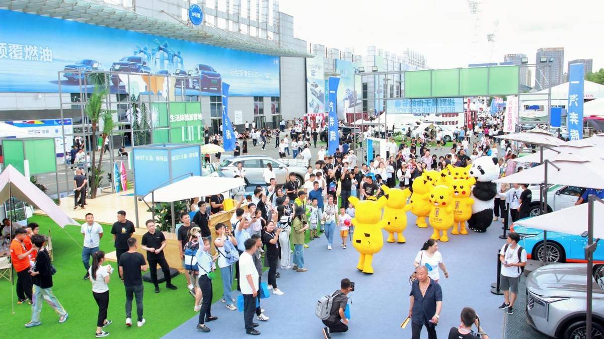 看展館變遷,品長春汽博會(huì)過往歷程