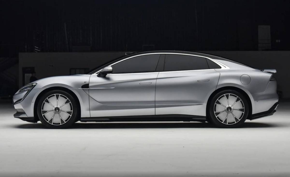 售價或達百萬級,仰望U7最新消息曝光,最高續航可達800公里