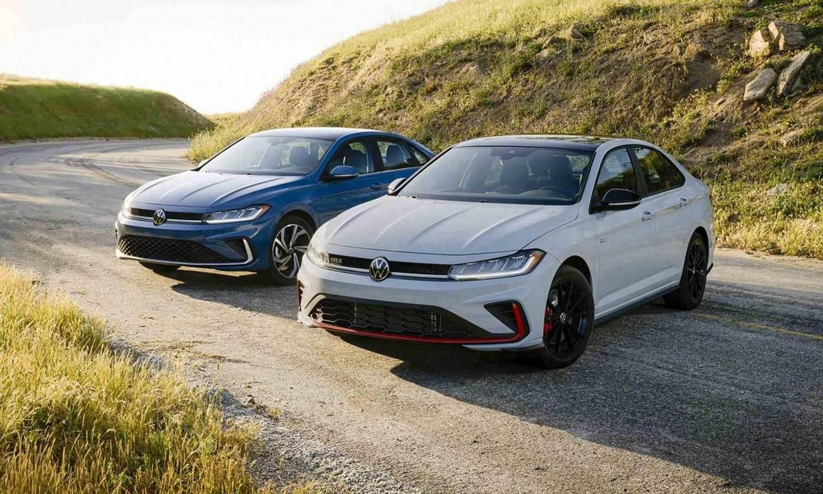 大眾多款新車曝光:不止換代邁騰、帕薩特,高爾夫R也來了