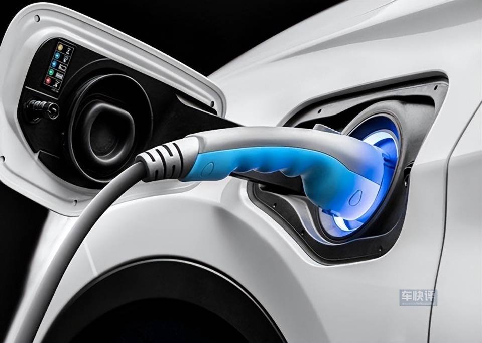 選擇此時赴港IPO,即便有周鴻祎力挺,也替哪吒汽車捏把汗