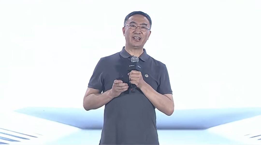 朱江明:零跑C16選用BBA的供應商,不僅把價格打下來,還提供更好的用料和體驗