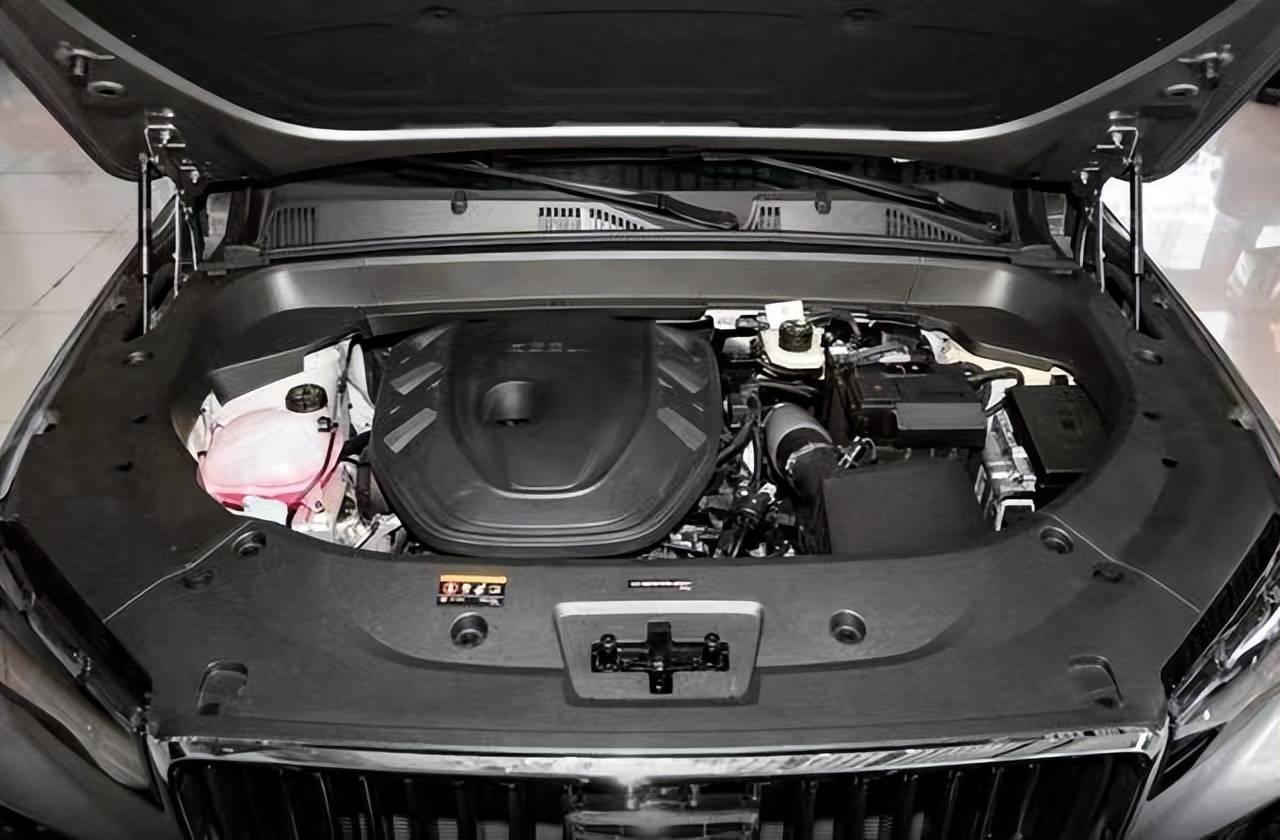 星越L熱度不減,號(hào)稱最值得買的中國(guó)油車,到底火在哪里?