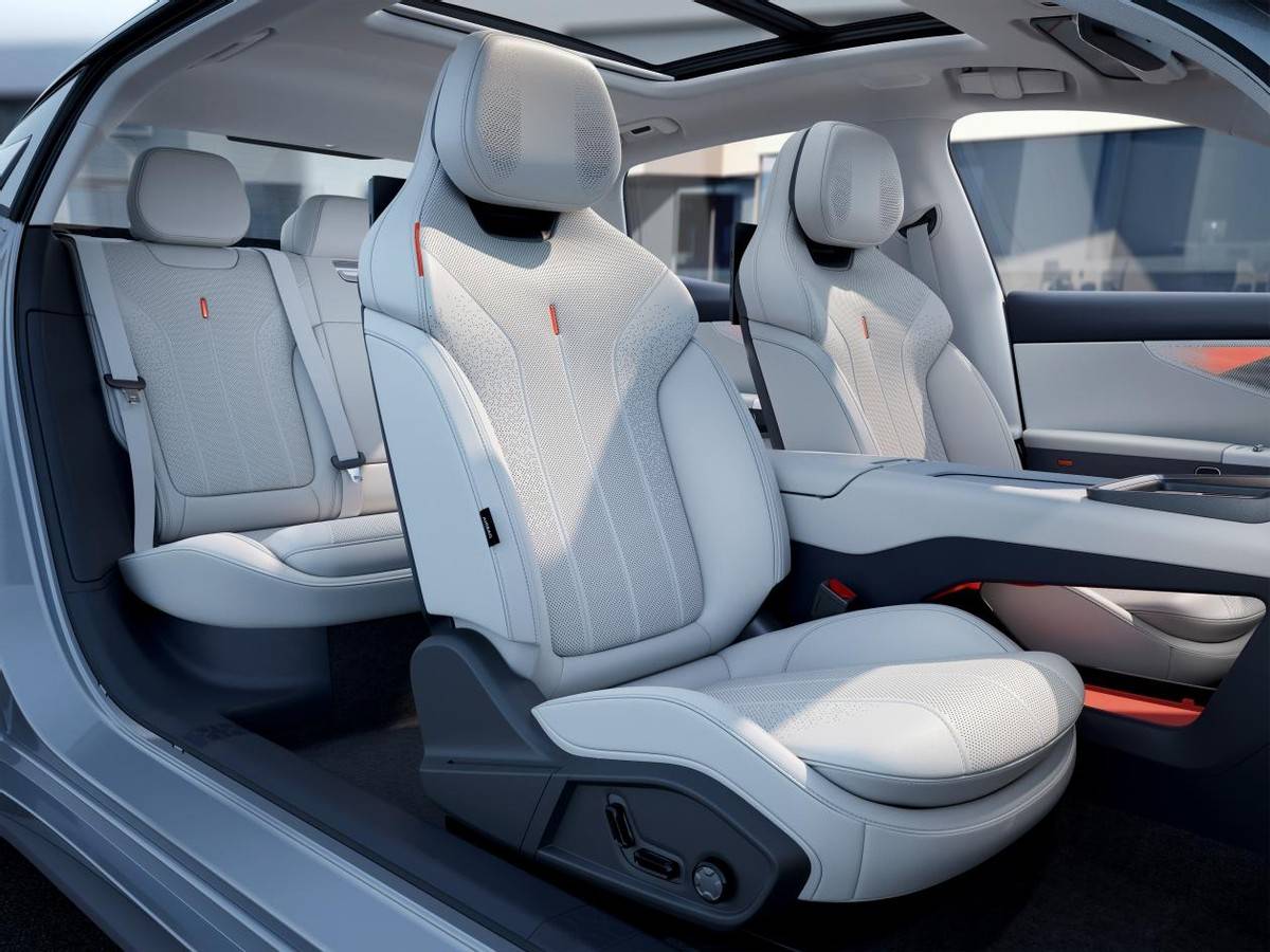 一個月下線一萬臺,領克07EM-P再次演繹“領克速度”