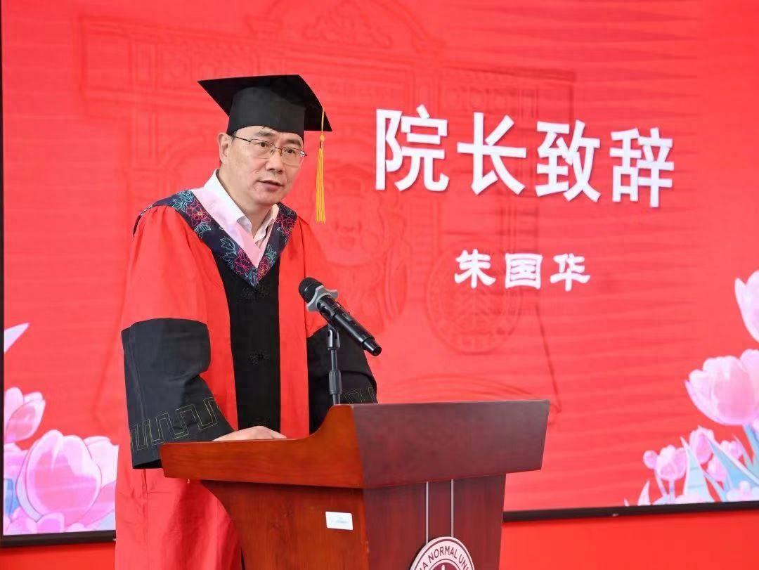 朱國華談“文科何為”:從績效主義的操控下解放出來,去獲得精神自由