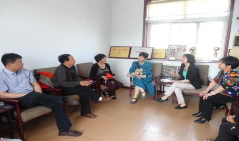 與失去土地的出嫁女并肩