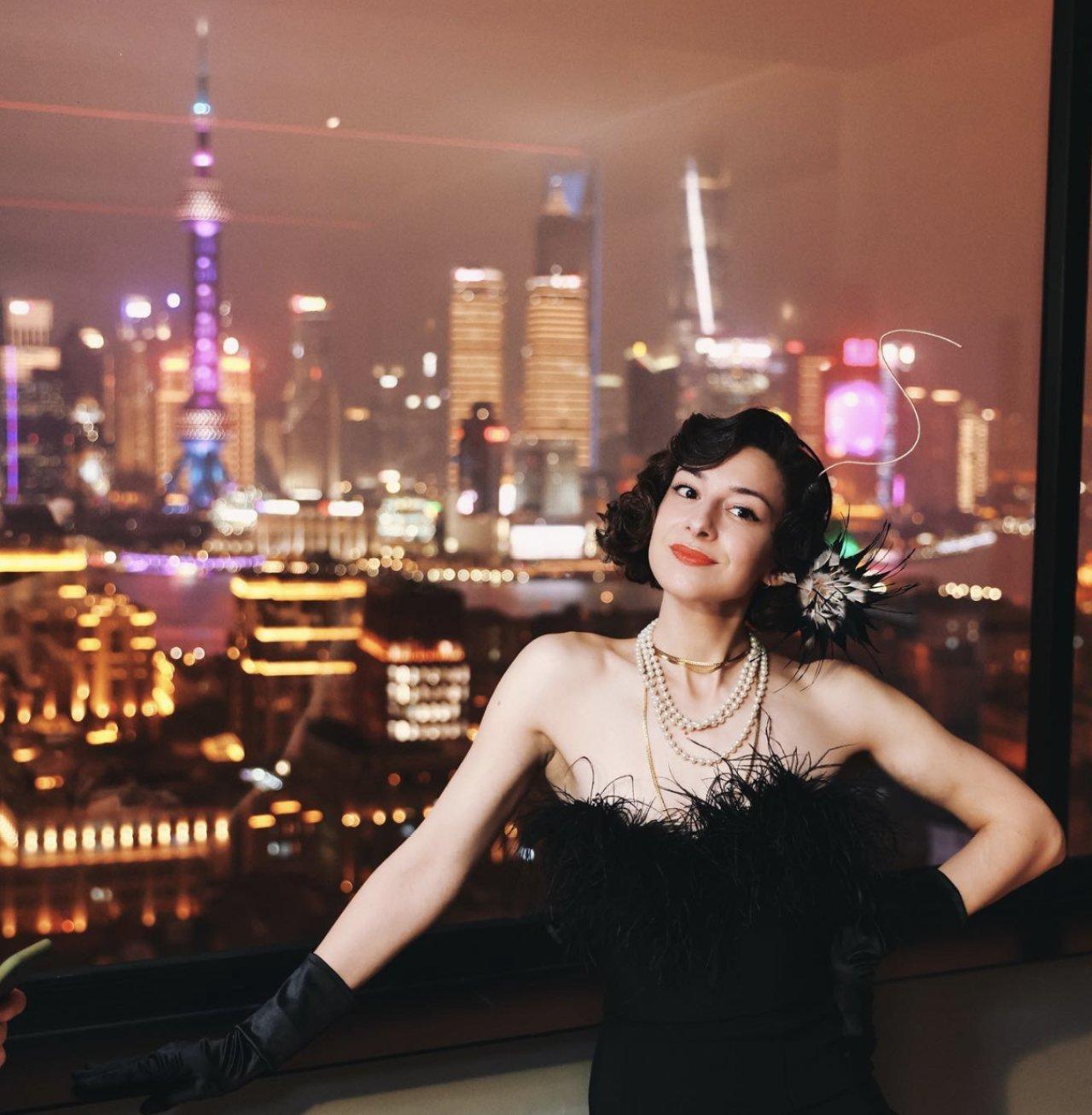 在上海把中文歌用法語(yǔ)唱給你聽(tīng),法國(guó)女孩的浪漫音樂(lè)夢(mèng)