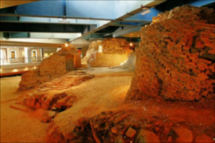 雷峰塔倒塌100年|石塔中的佛國“故事”