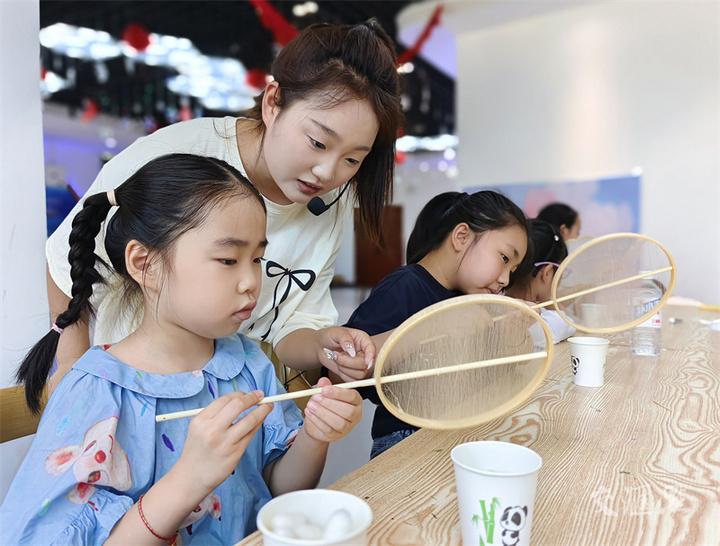 “暑”有所學,來看萌娃們的花式假期